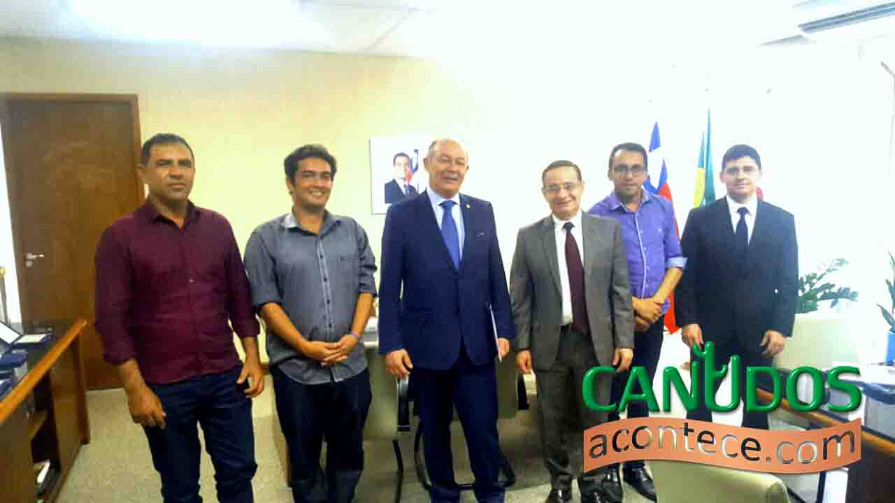 Reunião na Secretaria de Infraestrutura Hídrica e Saneamento